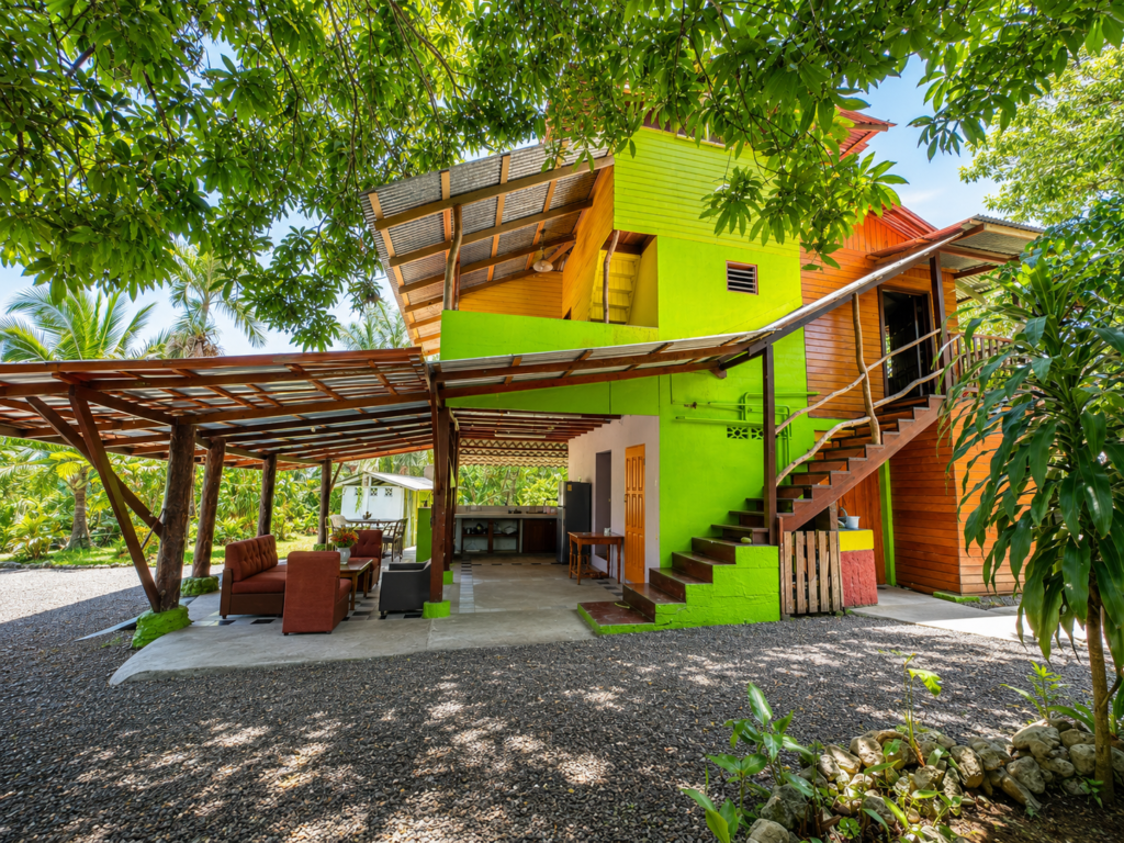 Casa de Colibri Cahuita Costa Rica